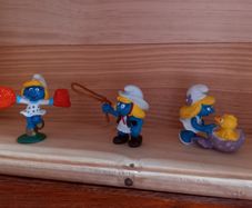 Original Vintage Smurf Figurines / SMURF HOUSE IS SOLD