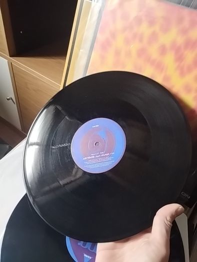 Bit of vinyl+more