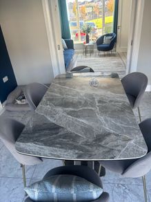 Kitchen table