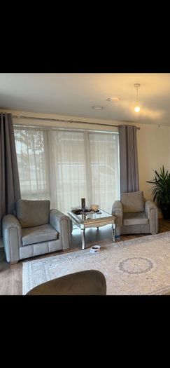 set (2+1+1) of couch