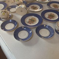 A Bundle of Vintage Wedgewood Sarah's Garden - Dinner Plates, Cereal Bowls, Side Plates, Sugar Bowl, Milk Jug, Gravy Boat etc - 21 pieces