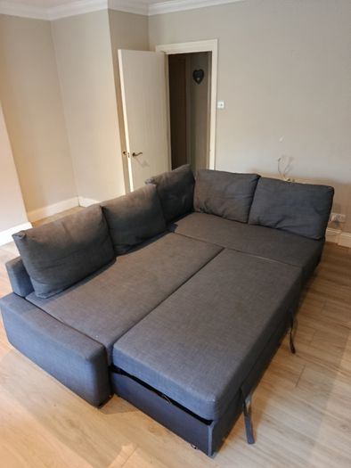 Sofa/bed/storage