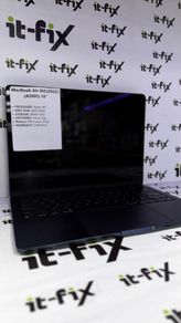 Macbook Air M2 13" 8GB/256GB Used