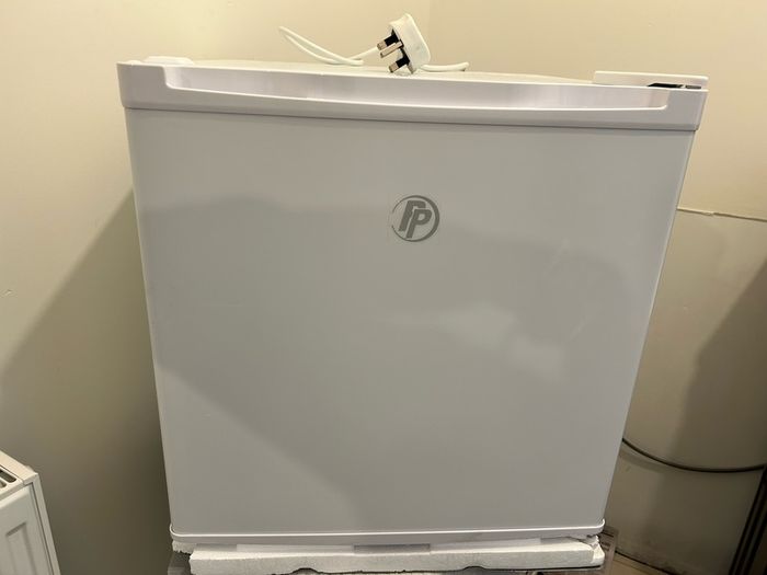 tabletop fridge