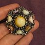 Vintage Ladies Brooch Image 2