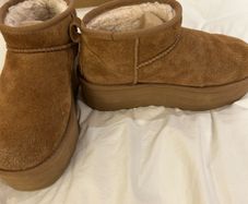Uggs