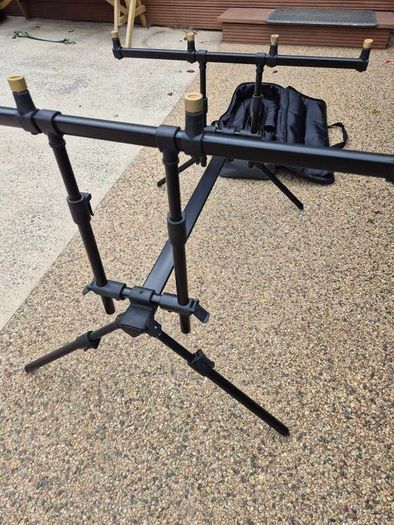 Rod pod Ron Thomson