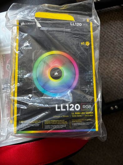 LL120 Corsair Fan