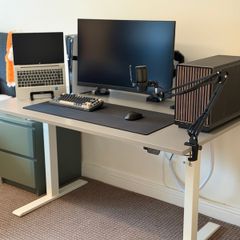 Standing desk