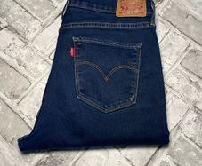Levi's 312 Shaping Ladies Jeans W31 L30