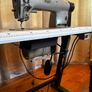 Industrial sewing machine Image 3
