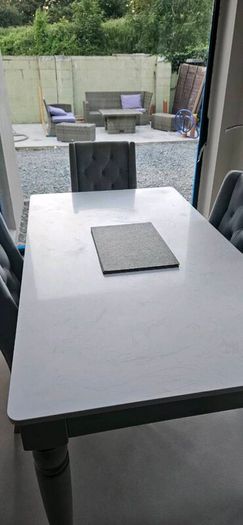 Dining Table & Chairs