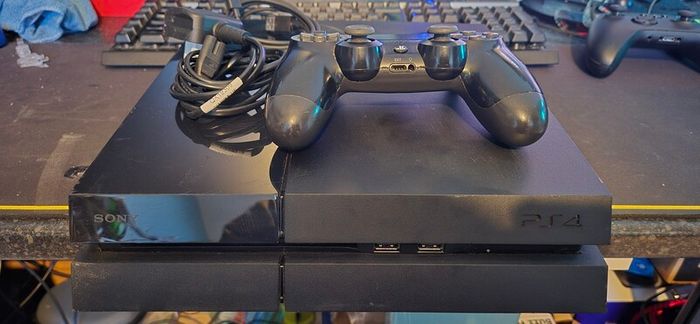ps4 with controller