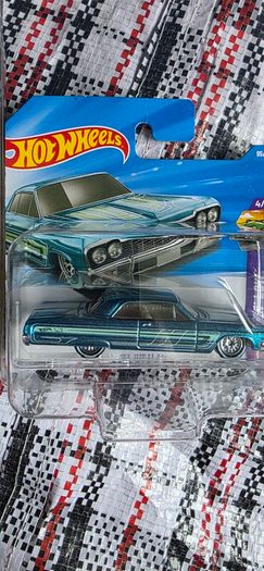 Hot wheels 64 Impala (STH) super treasure hunt