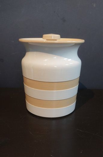 Fabulous RARE Collectable Traditional Cornishware Storage Jar in the Very Rare and Discontinued Gold & White Colourway, TG Green, Restyled by Judith Onions, Circa 1968 to 1975