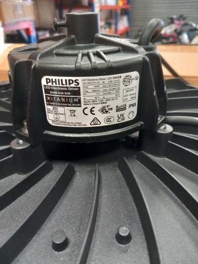 UFO LED LIGHT 150W (brand new in box)