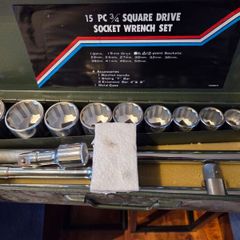 15 piece square drive socket wrench kit