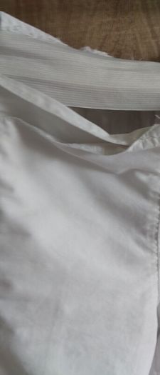 Old school limited edition white Adidas trousers with crease size Xs