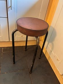 free vintage stool