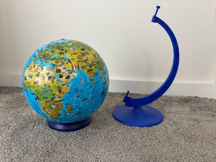 3D puzzle children globe  26.7cm height 180 numbered puzzle