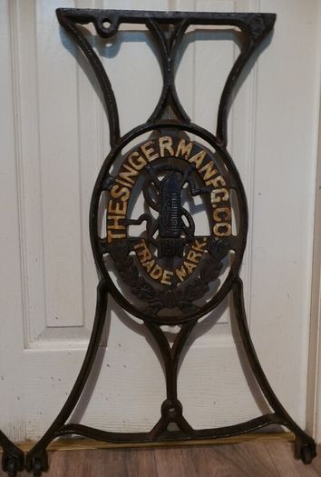Antique Cast Iron Singer Sewing Machine Table Legs
