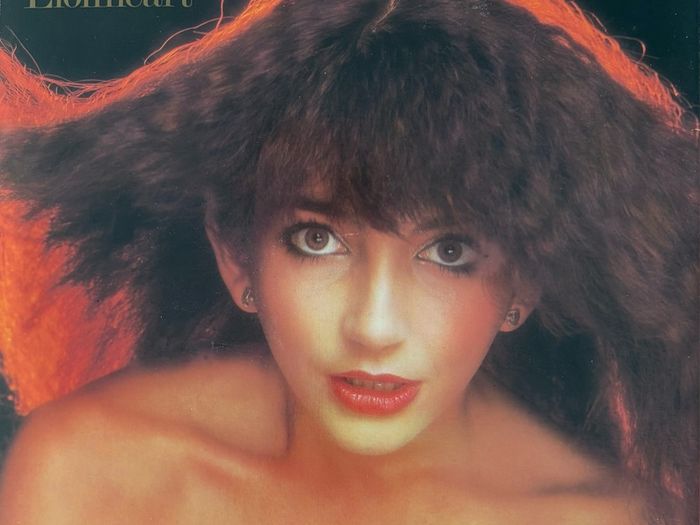 Kate Bush - Lionheart. German 1st pressing. Gatefold. Three copies for sale. Vinyl on all  looks unplayed. Cover on great shape.