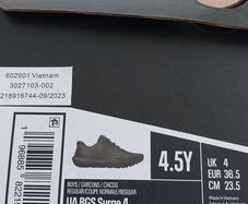 Bnwt size 4