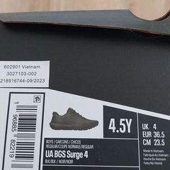 Bnwt size 4
