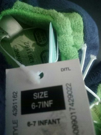 Bnwt 6-7inf Slippers
