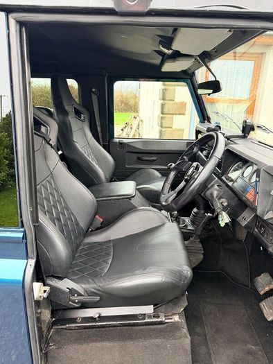 Land Rover Defender 1988