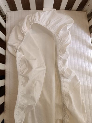 baby cot with changing table