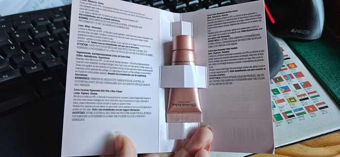 Elizabeth Arden Retinol +HPR Ceramide Rapid Skin Renewing Water Cream in 5ml