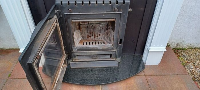 Insert stove