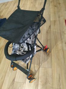 Light weight baby stroller