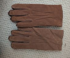 Brown gloves size M