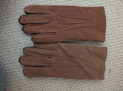 Brown gloves size M