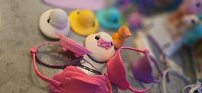 Pretty Parlour 1982 Complete (no box) with Peachy and Twinkles the Cat MLP G1 My Little Pony Accessories Playset