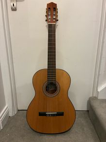 Salvador Cortez Solid Top Artist Series classical guitar CC-20