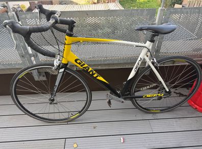 giant racing bike