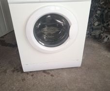 Logik 7kg washing machine