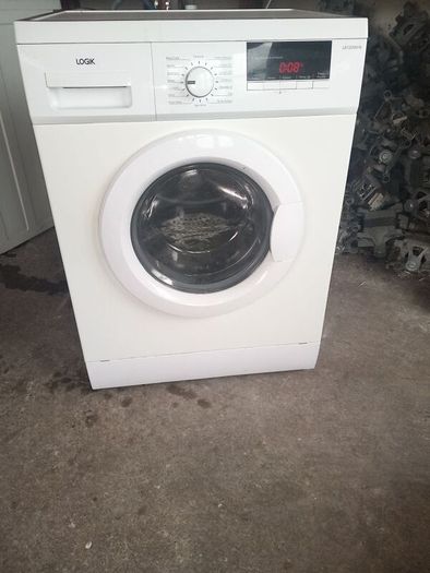 Logik 7kg washing machine