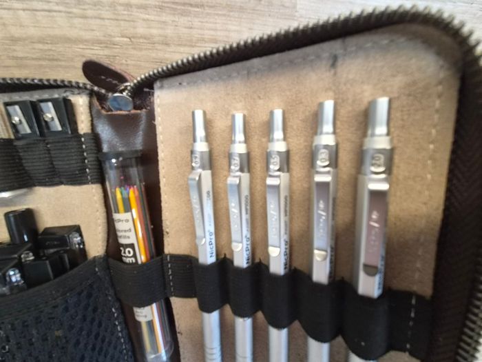 26PCS Metal Mechanical Pencil Set in Leather Case, Art Drafting Pencil 0.3, 0.5, 0.7, 0.9 mm