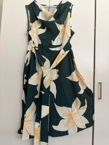 elegant sleeveless printed dress