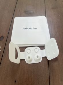 Silicone ear tips for AirPods Pro
