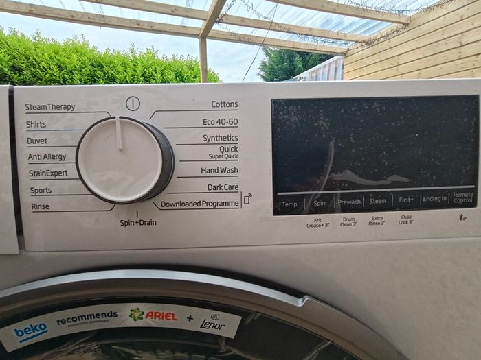 Washing machine (Beko)