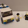 Lego Town City Police - Prisoner Transport - set  7245-1 - released 2005 Image 2