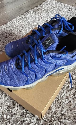 Blue Nike vapour Max