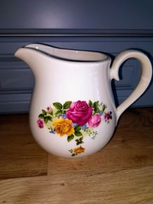 Shannonbridge Jug