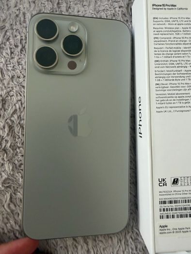 iphone 15 pro max 256gb unlock mint condition
