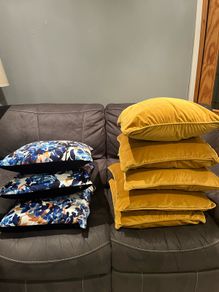 8 cushions